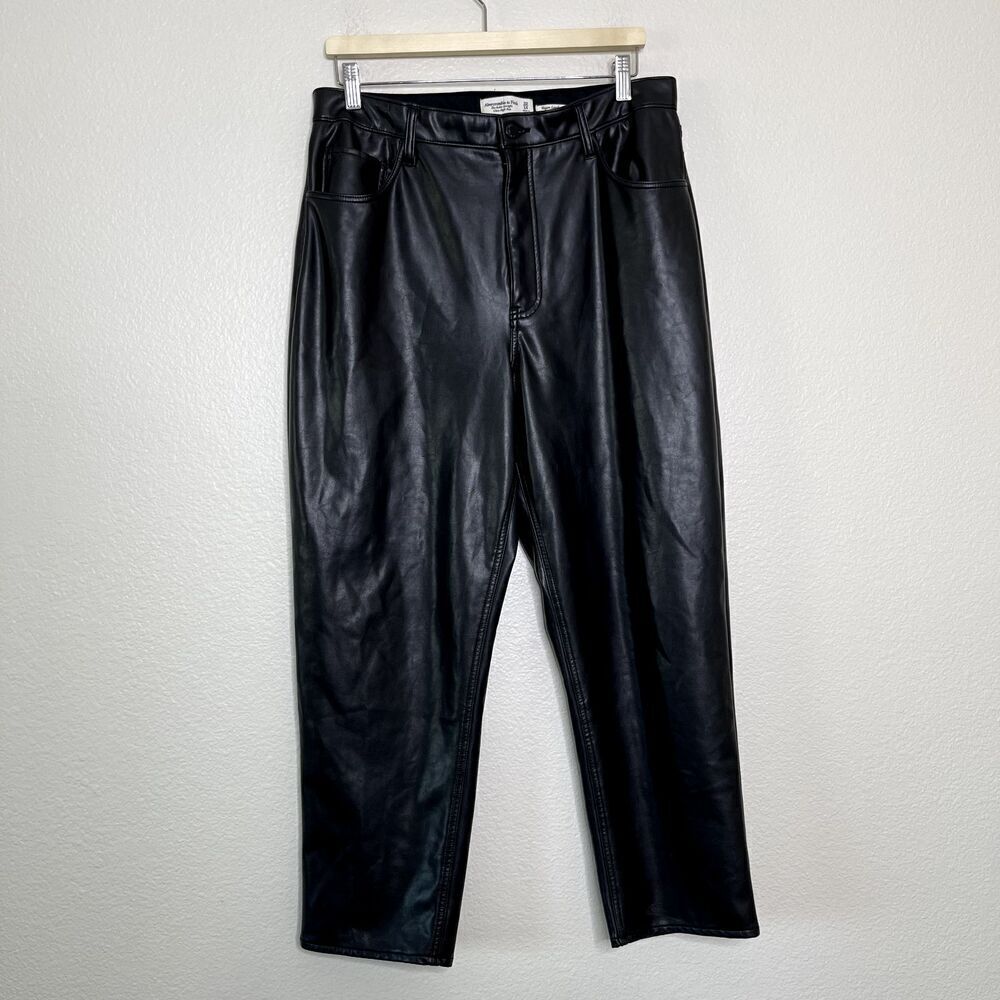 Abercrombie & Fitch Curve Love Ankle Straight 32/14 Vegan Leather Black Pants